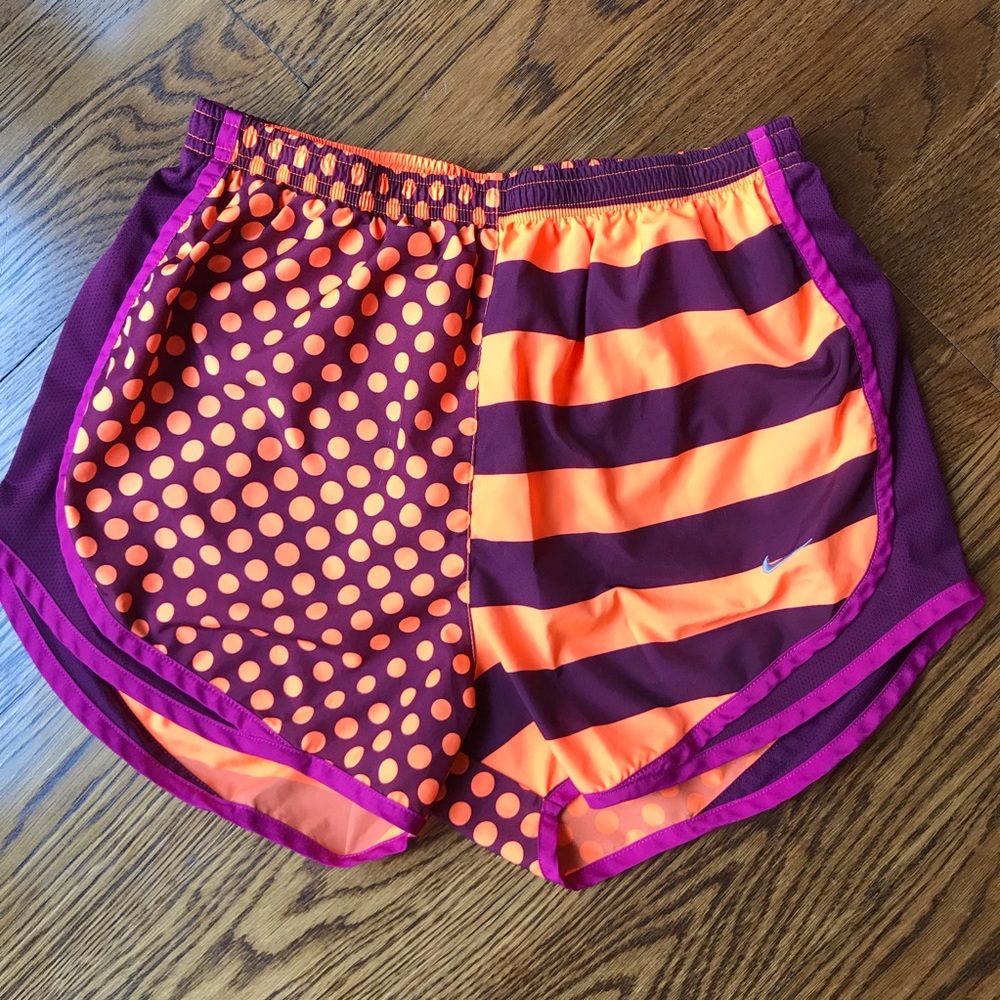 Fun Nike Tempo Shorts | Medium